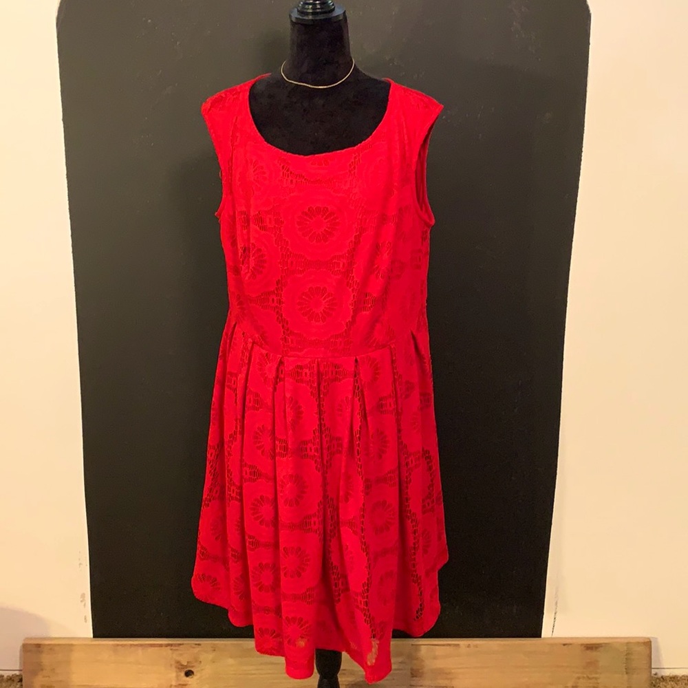 18w Red Dress. Everyone needs a sexy red dress!